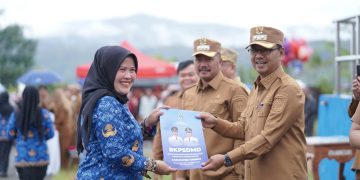 SK Formasi Pegawai Pemerintah Perjanjian Kerja (PPPK) Tahun 2024 Secara Resmi Diserahkan Oleh Bupati Kerinci